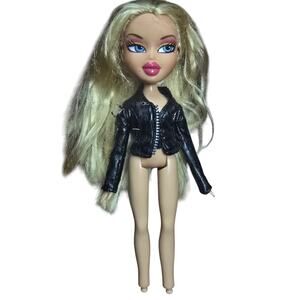 Bratz Vintage 2001 Cloe Dynamite Doll with Jacket